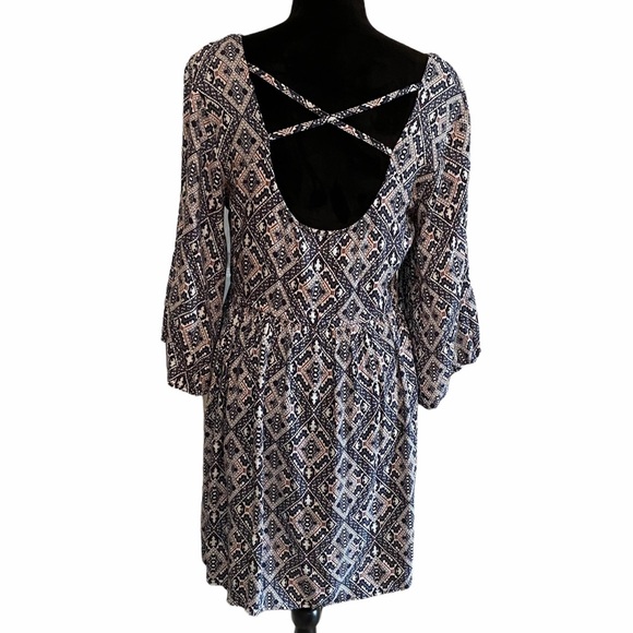 Francesca’s Blue Rain Bell Sleeve Mini Dress - Picture 3 of 10